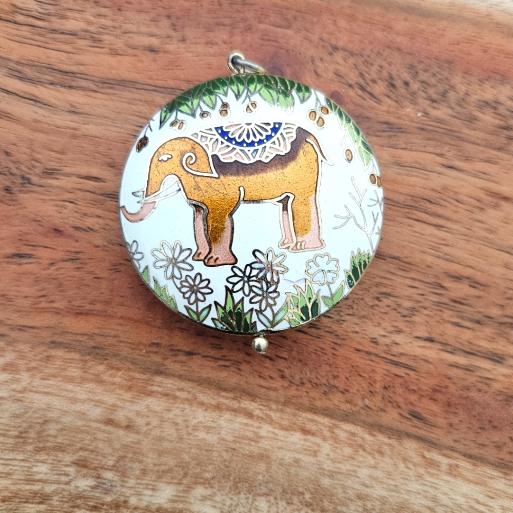 VINTAGE Cloisonne enamel elephant puff circular pendant